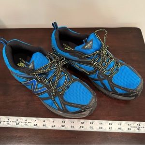 Men's New Balance shoes